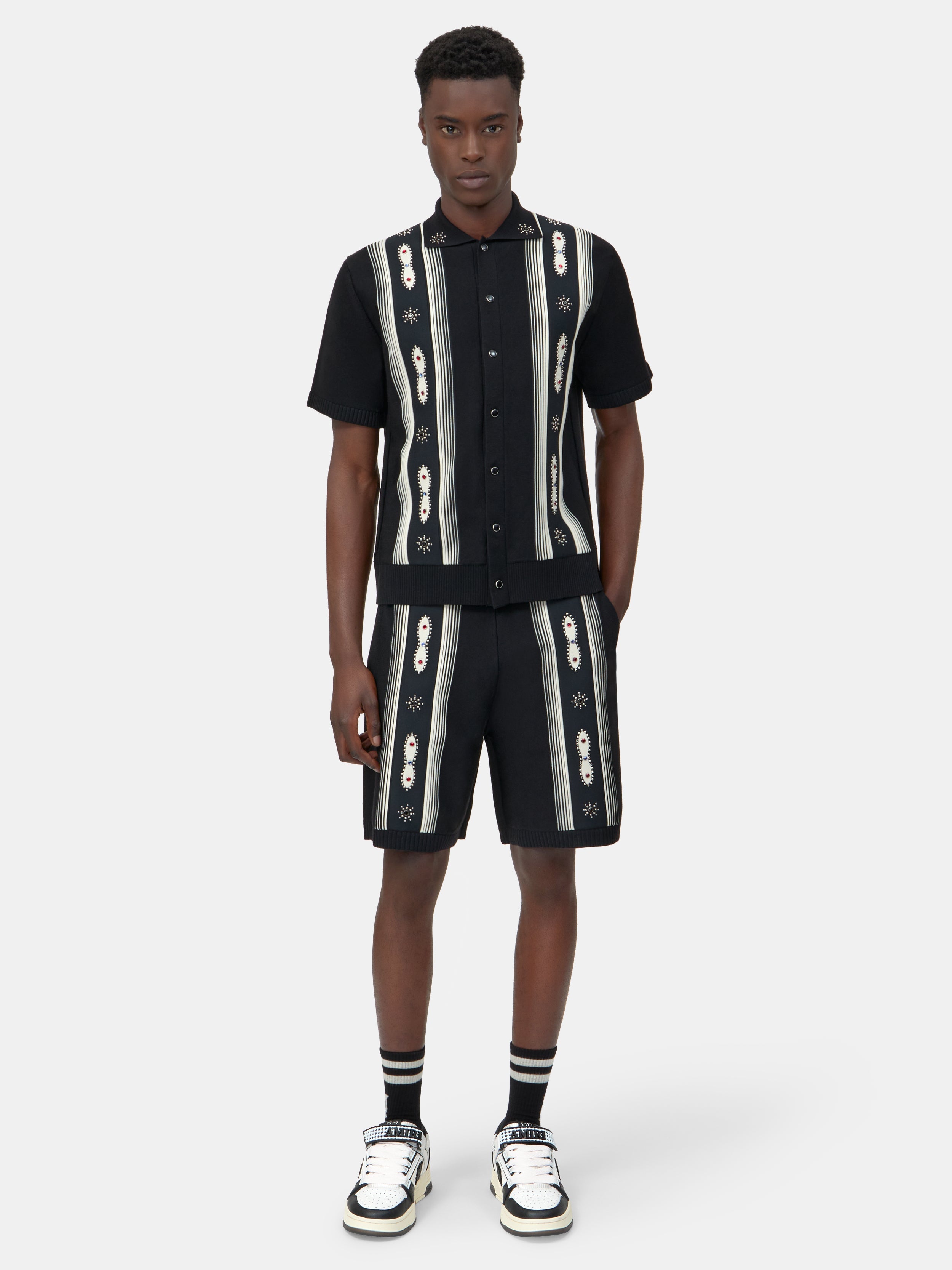 STUD STRIPE SHORT - Black
