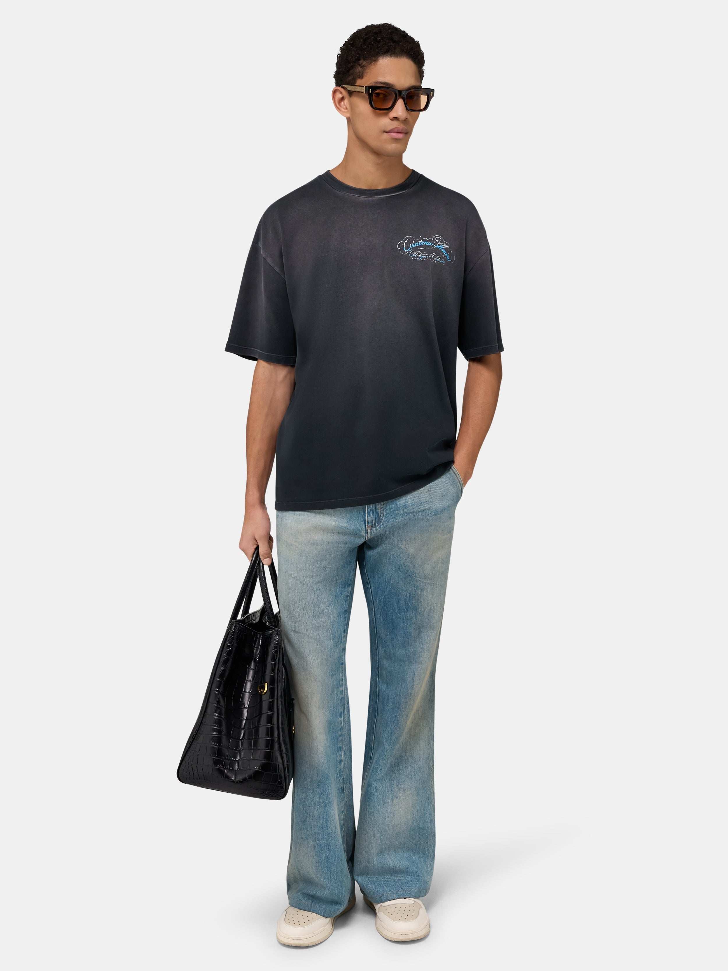 CRYSTAL CHATEAU SCRIPT OVERSIZED TEE - Black
